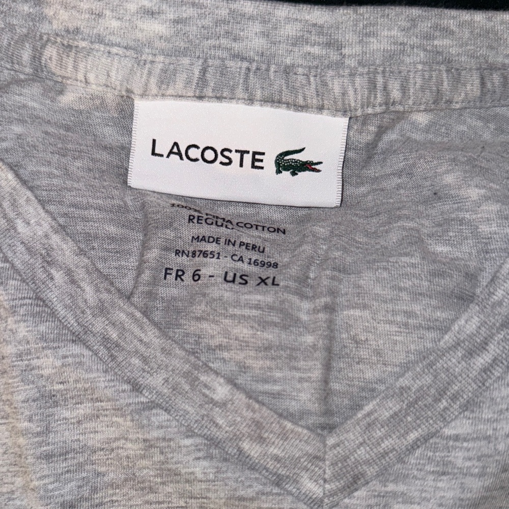 Lacoste Gray Short Sleeve V Neck Men’s XL Tee - Picture 2 of 4